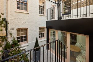 9 Holland Street