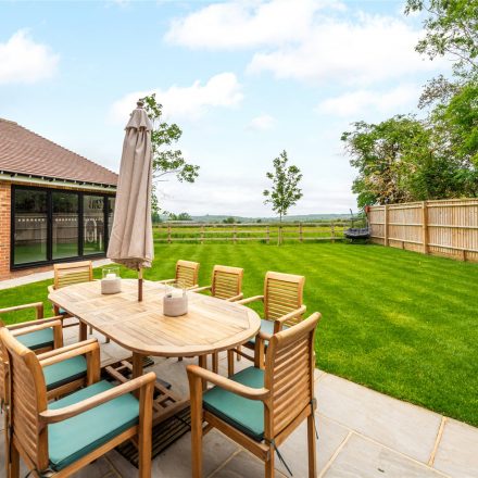 New Road, Waddesdon, Berkshire