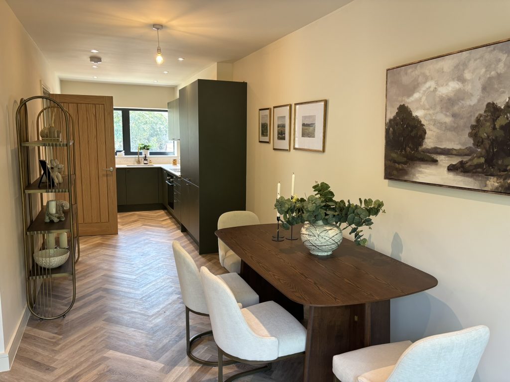 Darjeeling Mews, Hanwell